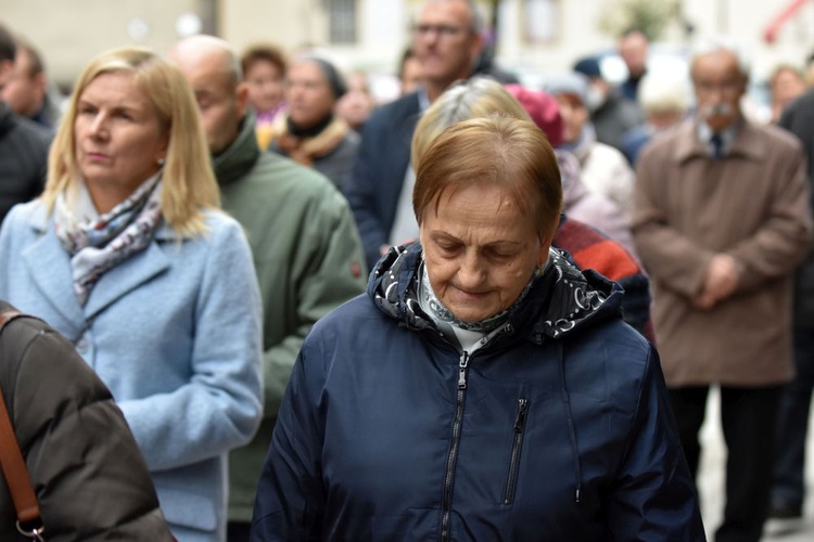 Różaniec za Polskę w Świdnicy