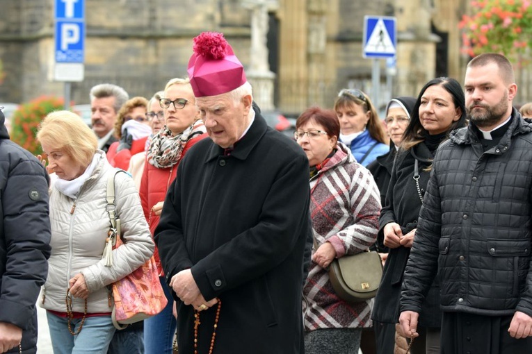 Różaniec za Polskę w Świdnicy