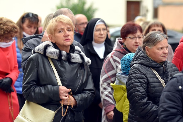 Różaniec za Polskę w Świdnicy