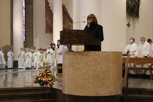 Katowice. Msza św. inaugurująca synod o synadalności w archidiecezji, cz. 1