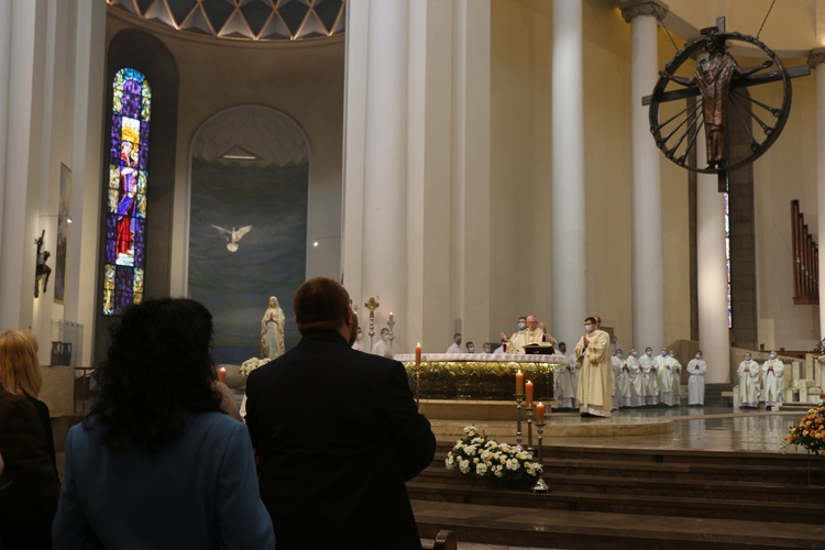 Katowice. Msza św. inaugurująca synod o synadalności w archidiecezji, cz. 1