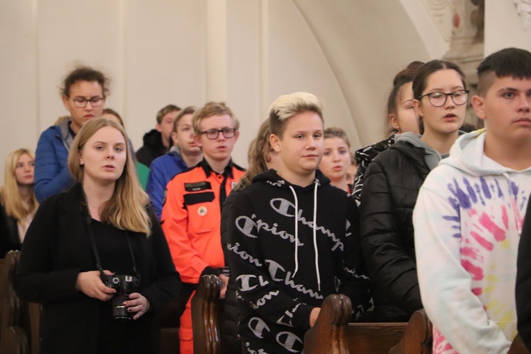 V Diecezjalne Spotkanie Młodych - Eucharystia