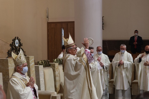 Katowice. Msza św. inaugurująca synod o synadalności w archidiecezji, cz. 2