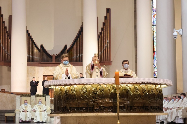 Katowice. Msza św. inaugurująca synod o synadalności w archidiecezji, cz. 2