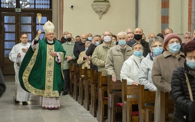 Bp Dajczak: Słowa się zdewaluowały, ale trudno ominąć świadka 