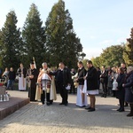 Dębica. Poświęcenie pomnika i pochówek dzieci utraconych