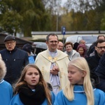 Jastrzębia Góra. Poświęcenie pomnika Dziecka Utraconego 