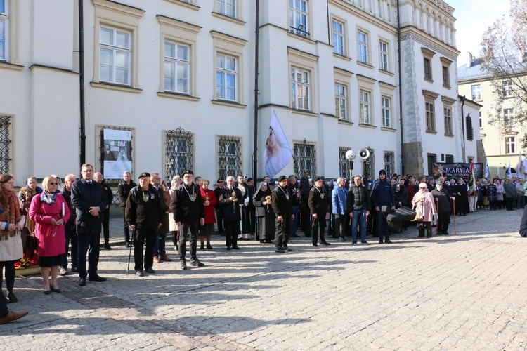 Procesja różańcowa za Polskę cz.1