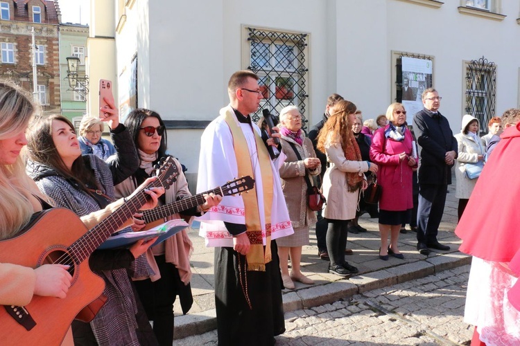 Procesja różańcowa za Polskę cz.1