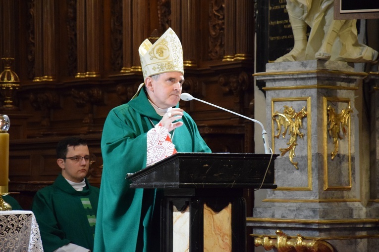 Inauguracja fazy diecezjalnej synodu biskupów 