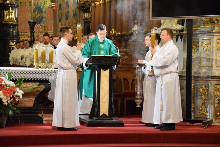 Inauguracja fazy diecezjalnej synodu biskupów 