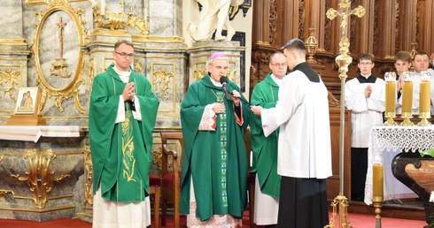 Inauguracja fazy diecezjalnej synodu biskupów 