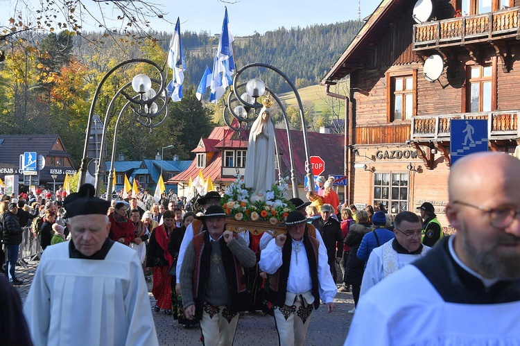 Z Matką Bożą Fatimską przez Zakopane