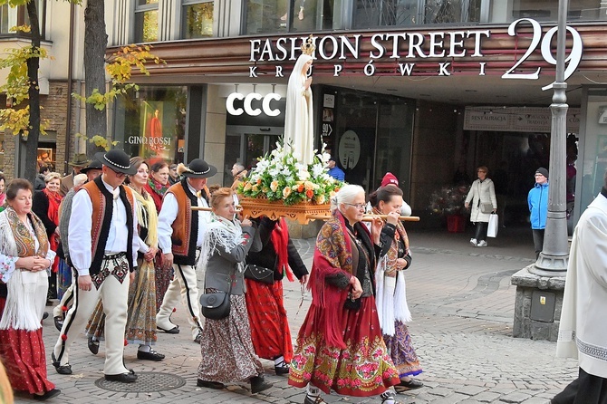 Z Matką Bożą Fatimską przez Zakopane