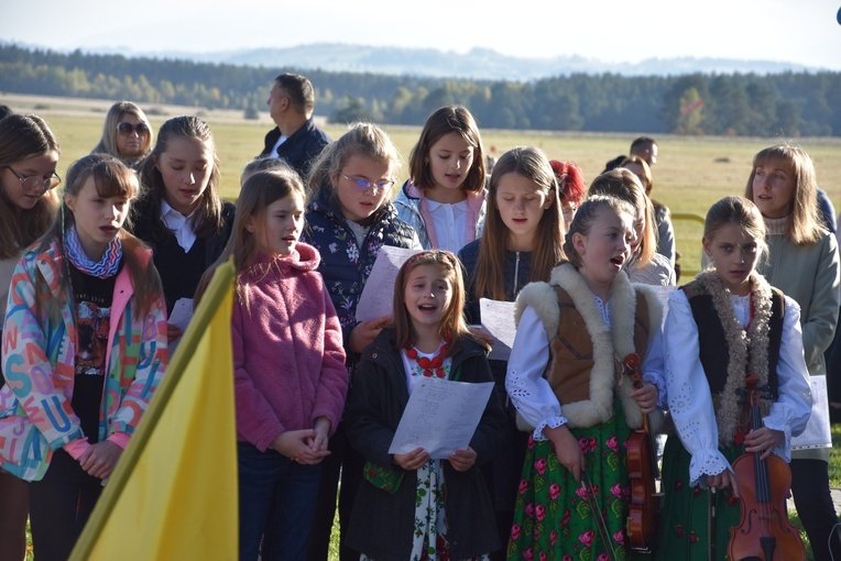 Nieszpory papieskie na nowotarskim lotnisku