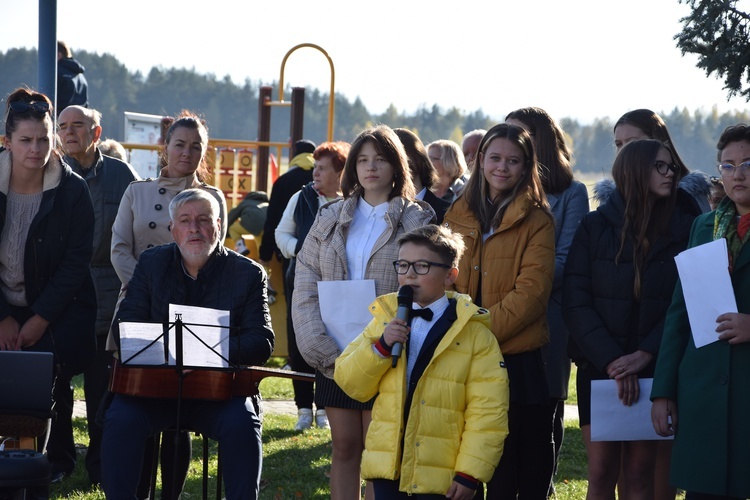 Nieszpory papieskie na nowotarskim lotnisku