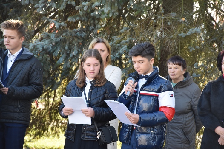 Nieszpory papieskie na nowotarskim lotnisku