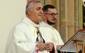 Nuncjusz apostolski abp Salvatore Pennacchio w parafii NSPJ w Kętach