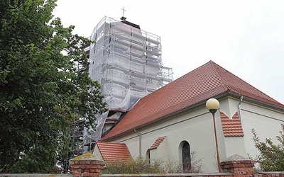 ▲	Remont krzydłowickiej świątyni przyniósł nieoczekiwane niespodzianki.