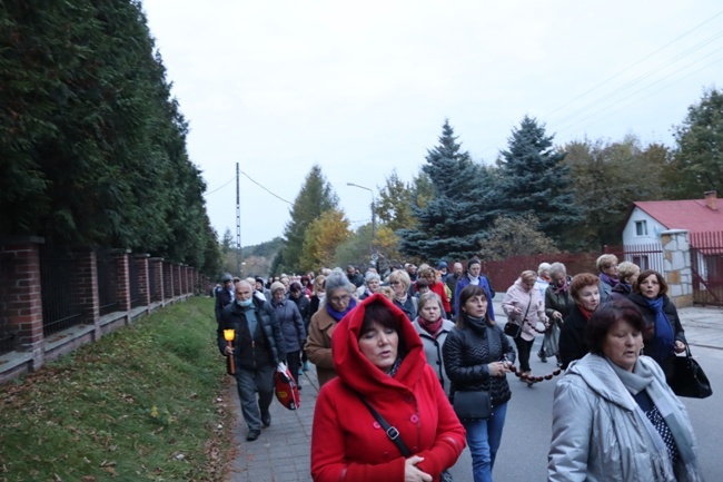 Procesja różańcowa w Radomiu