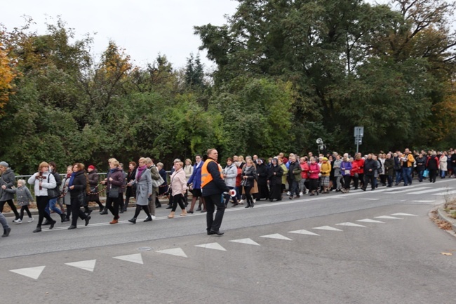 Procesja różańcowa w Radomiu