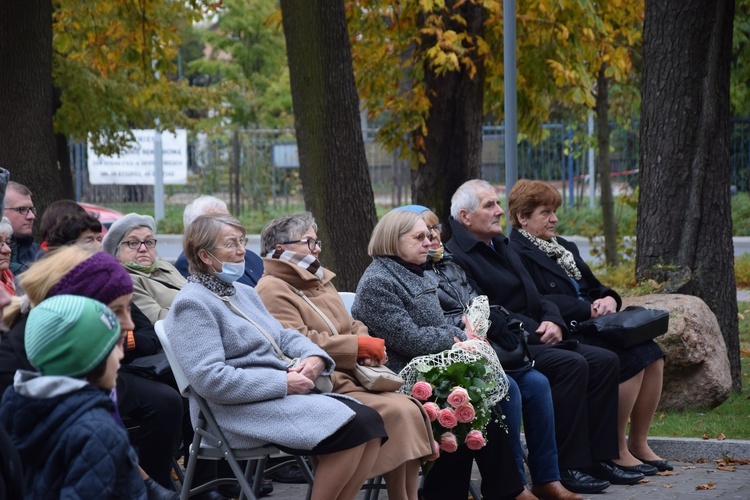 Wprowadzenie relikwii bł. Prymasa Tysiąclecia do Skierniewic