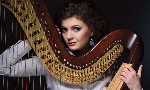 Anna Scheller współpracuje z wieloma orkiestrami, m.in. z Narodową Orkiestrą Symfoniczną Polskiego Radia w Katowicach czy Filharmonią Śląską