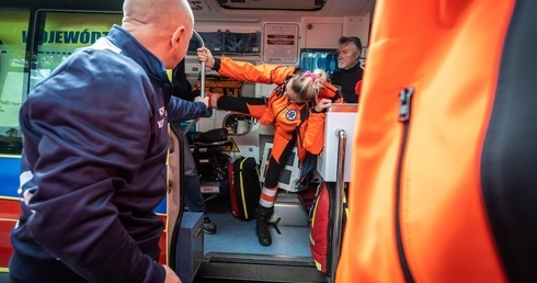 Katowice. Policjanci szkolą ratowników