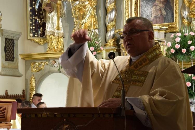 Wojakowa. Wprowadzenie relikwii bł. kard. Stefana Wyszyńskiego