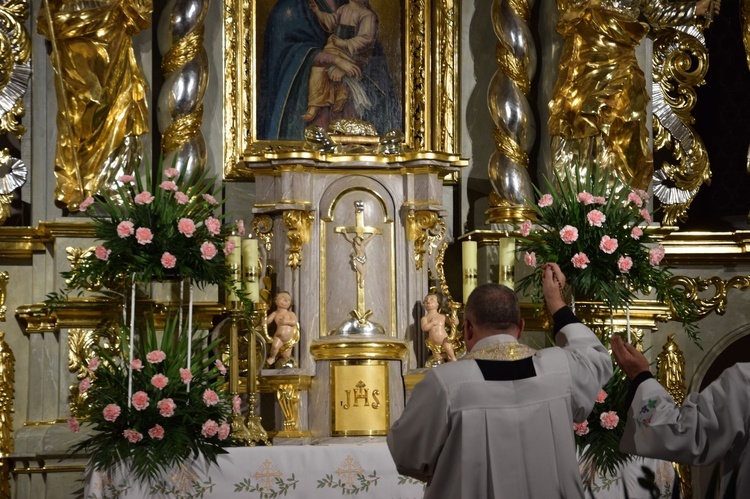 Wojakowa. Wprowadzenie relikwii bł. kard. Stefana Wyszyńskiego