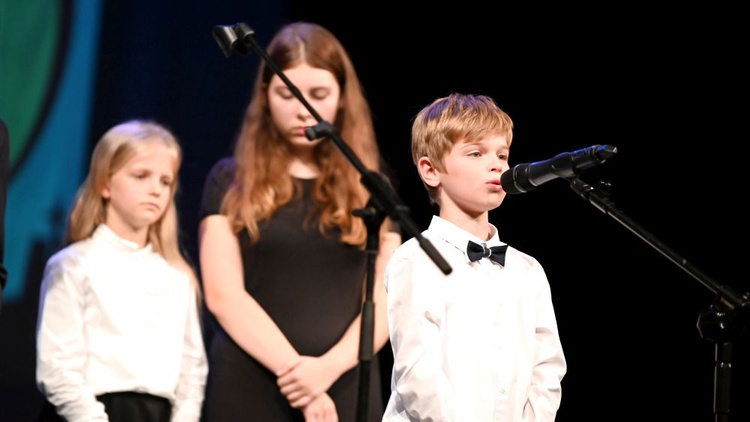 Gala papieska w świdnickim teatrze