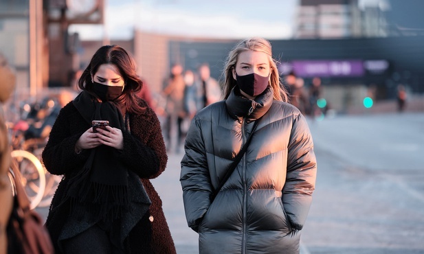 Niedzielski o maseczkach: nie będą stosowane upomnienia tylko realne kary, jeśli...