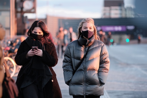 Niedzielski o maseczkach: nie będą stosowane upomnienia tylko realne kary, jeśli...