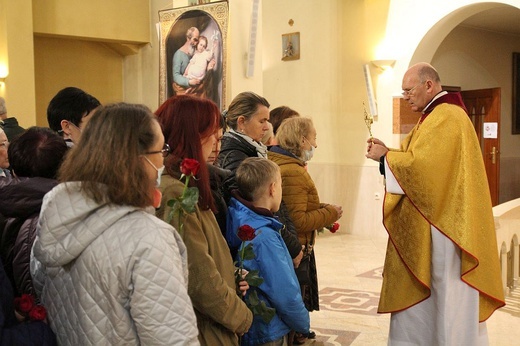 Wprowadzenie relikwii św. Rity do kościoła w Cygańskim Lesie