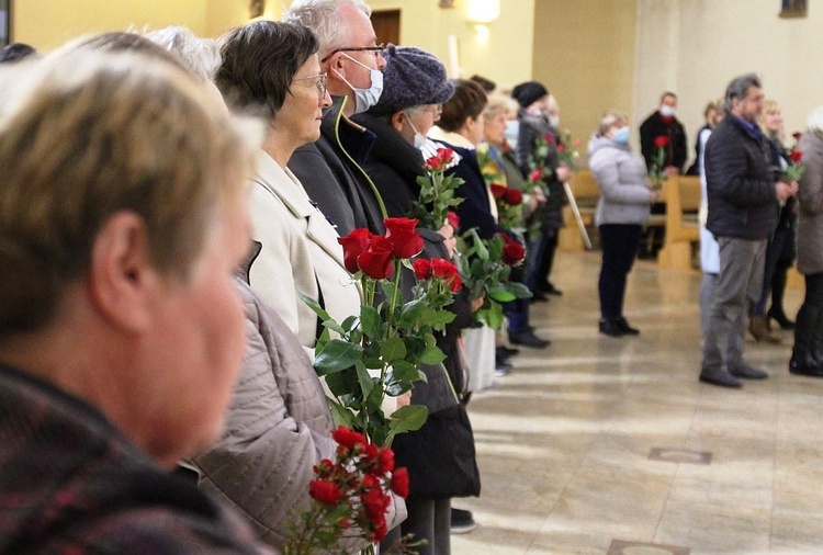 Wprowadzenie relikwii św. Rity do kościoła w Cygańskim Lesie