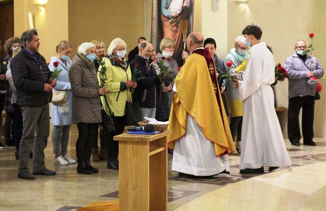 Wprowadzenie relikwii św. Rity do kościoła w Cygańskim Lesie