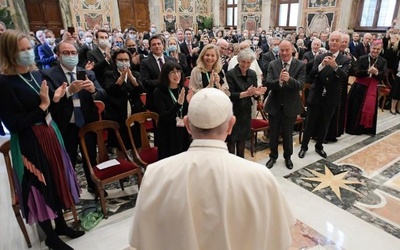 Papież: Solidarność nadaje treść wierze