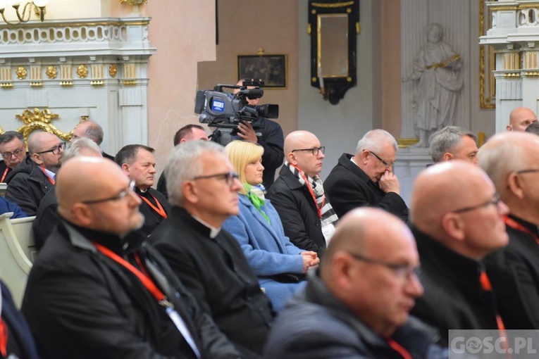 W Paradyżu trwa sesja robocza I Synodu Diecezji Zielonogórsko-Gorzowskiej