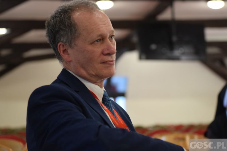 Synodalna praca w grupach