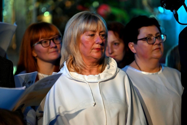 Świdnica. Rodzina "Sygnału Miłosierdzia" Janowi Pawłowi II