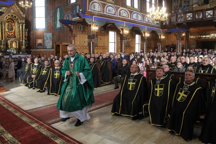 Jurków k. Limanowej. Nowa chorągiew Zakonu Rycerzy św. Jana Pawła II