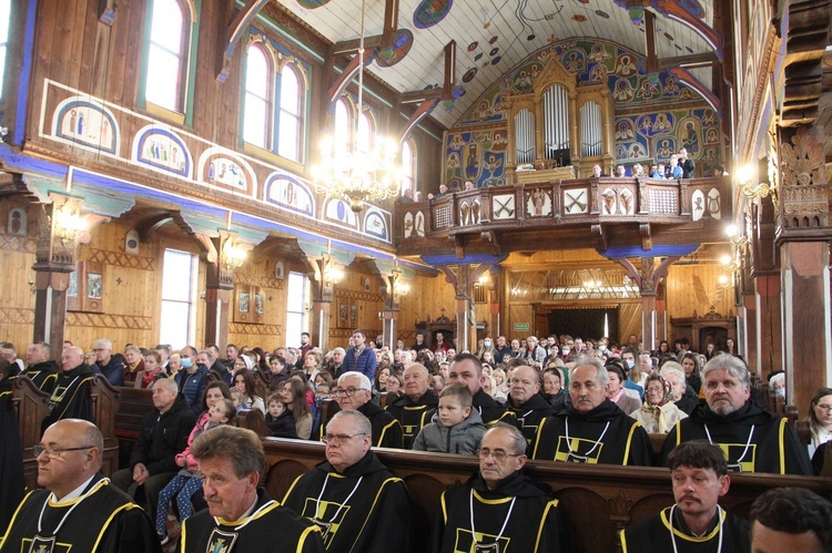 Jurków k. Limanowej. Nowa chorągiew Zakonu Rycerzy św. Jana Pawła II