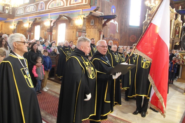 Jurków k. Limanowej. Nowa chorągiew Zakonu Rycerzy św. Jana Pawła II