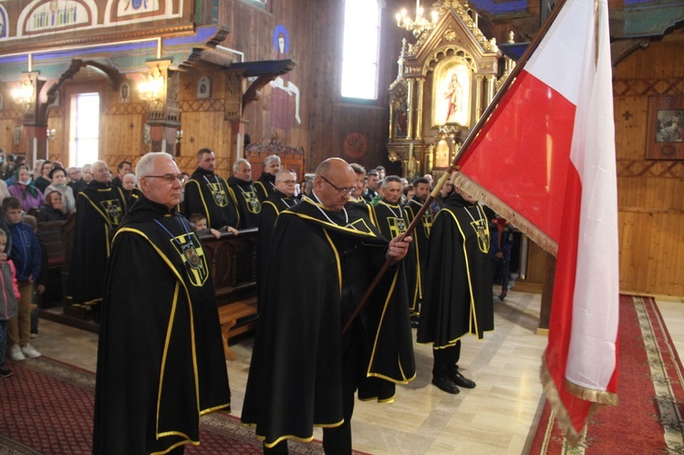 Jurków k. Limanowej. Nowa chorągiew Zakonu Rycerzy św. Jana Pawła II