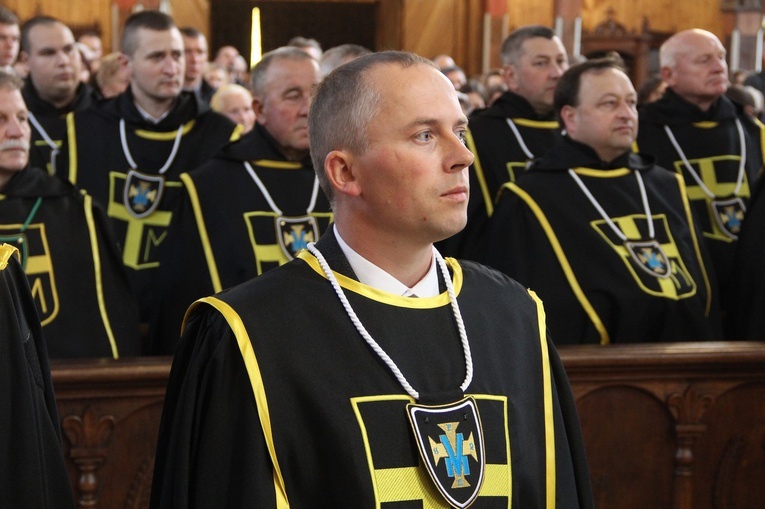 Jurków k. Limanowej. Nowa chorągiew Zakonu Rycerzy św. Jana Pawła II