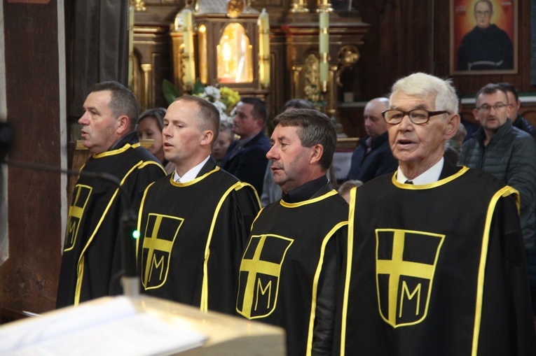 Jurków k. Limanowej. Nowa chorągiew Zakonu Rycerzy św. Jana Pawła II