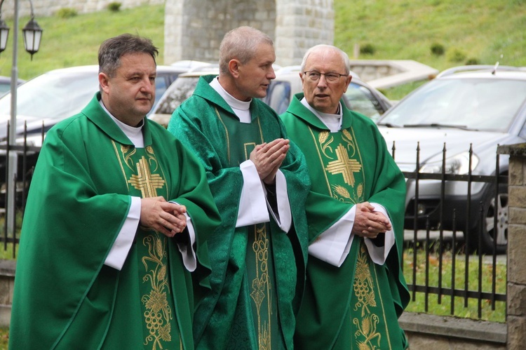 Jurków k. Limanowej. Nowa chorągiew Zakonu Rycerzy św. Jana Pawła II