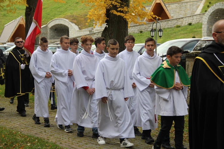 Jurków k. Limanowej. Nowa chorągiew Zakonu Rycerzy św. Jana Pawła II