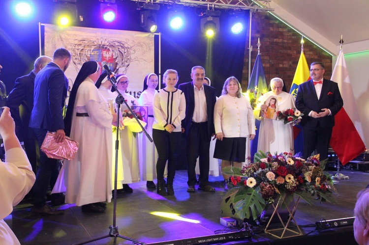 Bochnia. Gala Bene Meritus dla Powiatu Bocheńskiego 2021