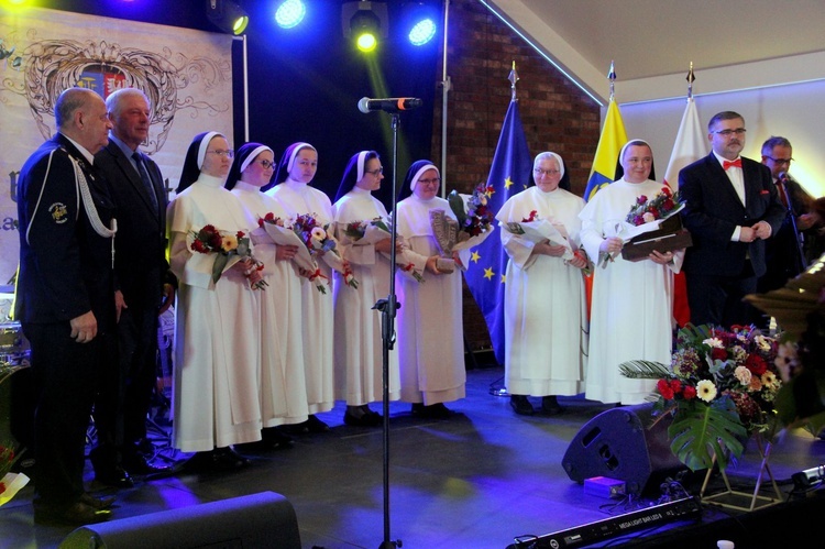 Bochnia. Gala Bene Meritus dla Powiatu Bocheńskiego 2021